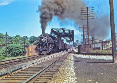 June 1948 - Eastbound B&O Freight at Asquith St. Bridge, Baltimore - Q4 4440